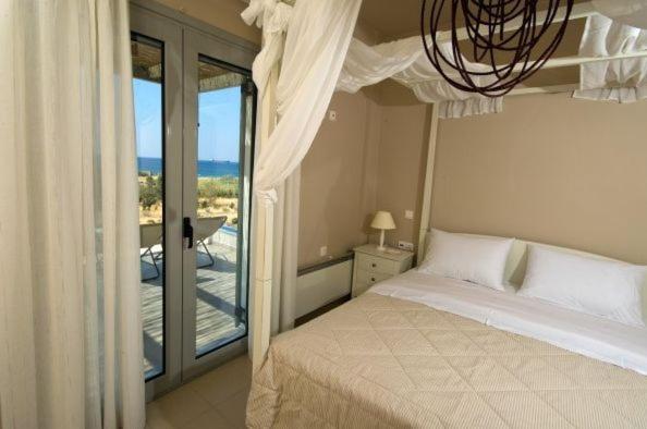 Aeolia Villas Caristo Habitación foto